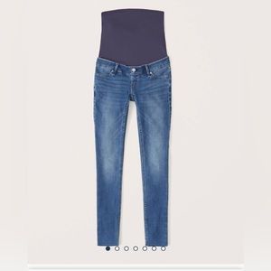 A&F maternity jeggings